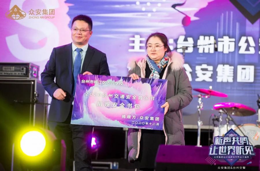 16346322302376377qSV.jpg 647.jpg