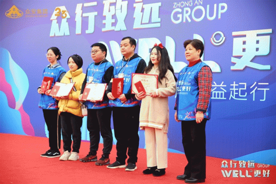 1634633574388693uR1T.gif 654.gif