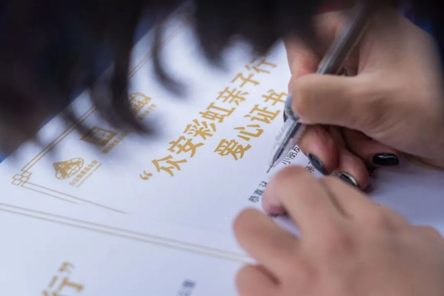 16354009828278532qC9.jpg 652.jpg