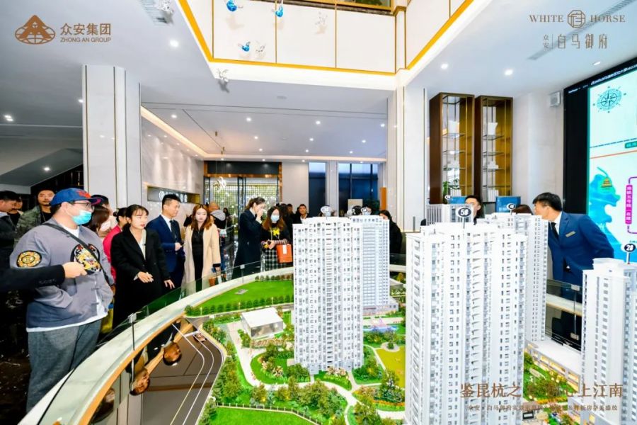 1635408554867596R7aU.jpg 652.jpg